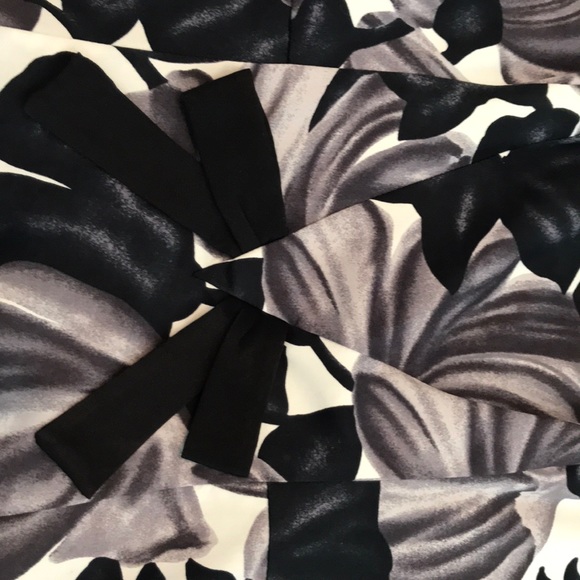 Ladies Dress by Milly, In New York - Picture 5 of 8